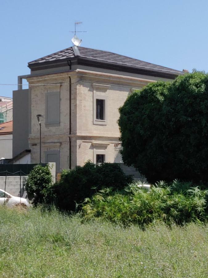 Dimora Dei Cento Apartment Pescara Exterior photo
